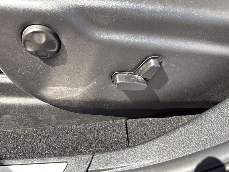 Dodge Durango Vehicle Full-screen Gallery Image 27