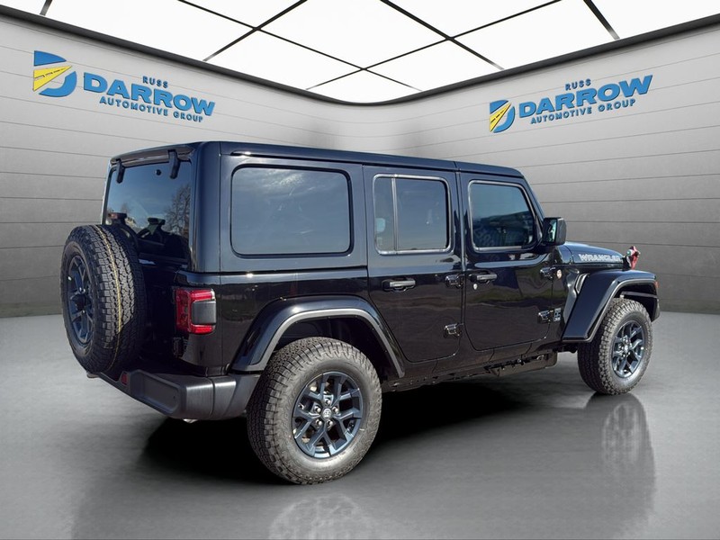 Jeep Wrangler Vehicle Full-screen Gallery Image 5