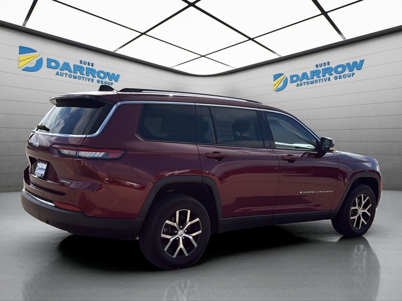 Jeep Grand Cherokee L Vehicle Full-screen Gallery Image 5