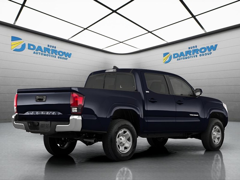 Toyota Tacoma 4WD Vehicle Full-screen Gallery Image 3