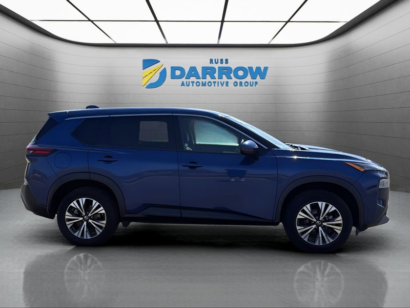 Nissan Rogue Vehicle Full-screen Gallery Image 6