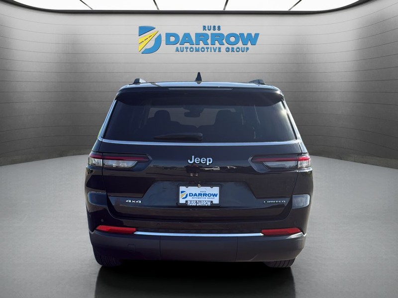 Jeep Grand Cherokee L Vehicle Full-screen Gallery Image 4