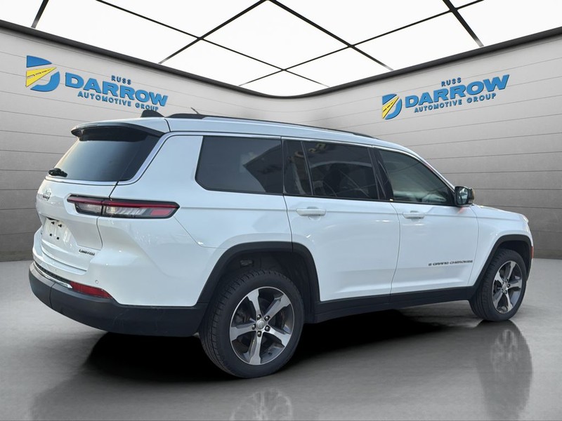 Jeep Grand Cherokee L Vehicle Full-screen Gallery Image 5