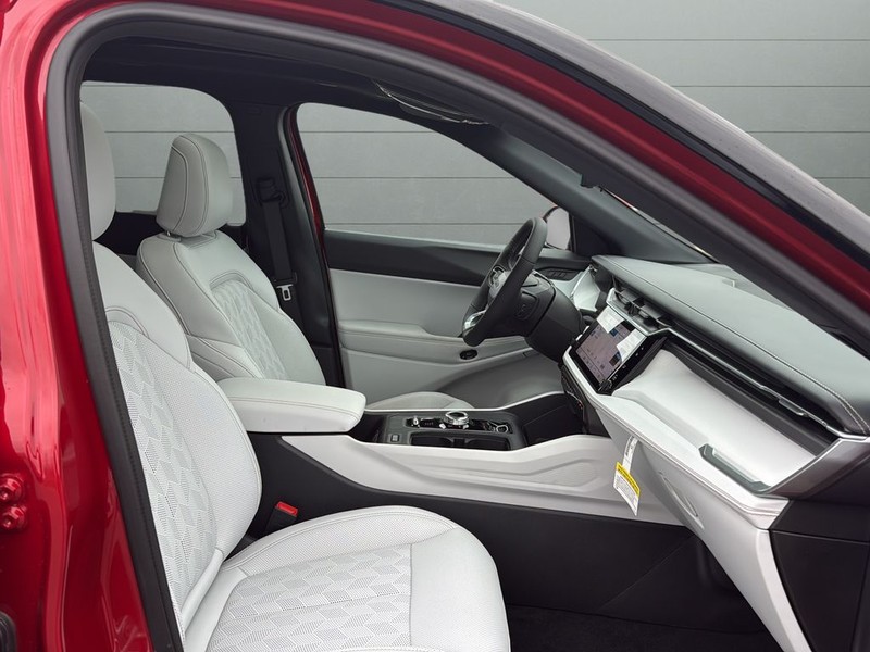 Jeep Cherokee Vehicle Full-screen Gallery Image 15