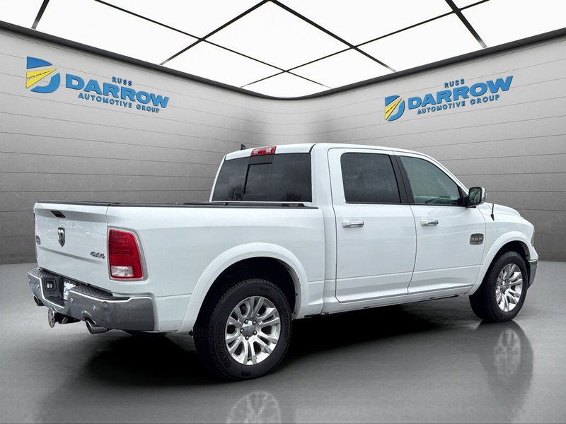 Ram 1500 Vehicle Full-screen Gallery Image 9