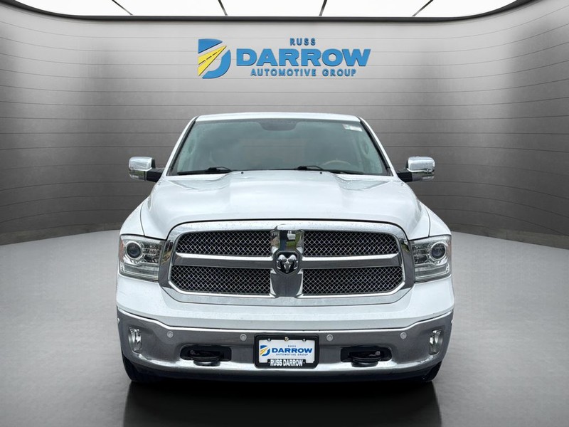 Ram 1500 Vehicle Full-screen Gallery Image 12