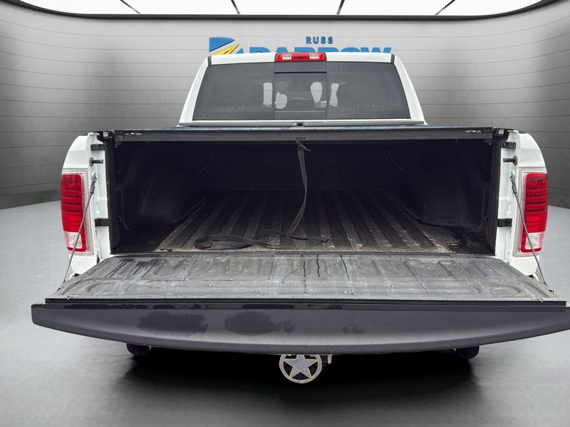 Ram 1500 Vehicle Full-screen Gallery Image 29