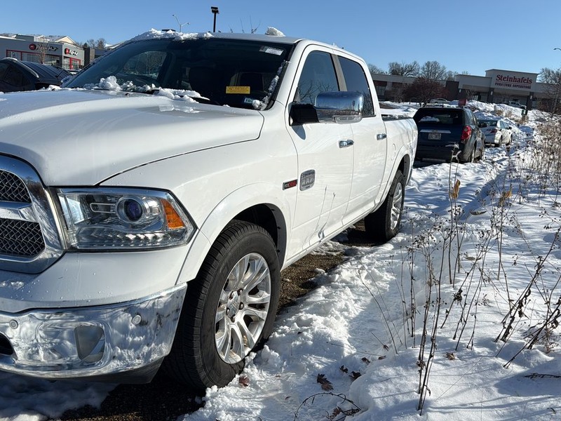 Ram 1500 Vehicle Full-screen Gallery Image 36