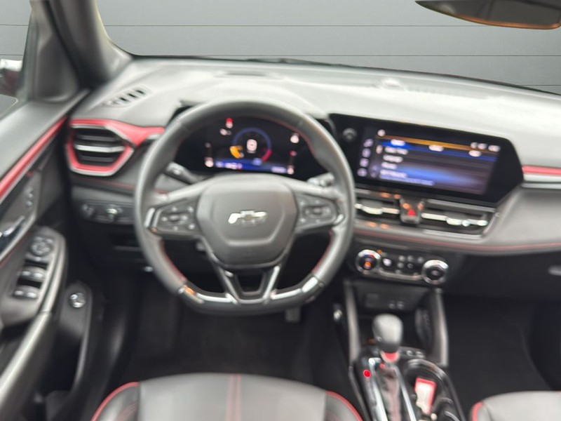 Chevrolet Trailblazer Vehicle Full-screen Gallery Image 12