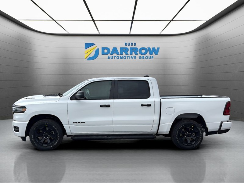Ram 1500 Vehicle Full-screen Gallery Image 2