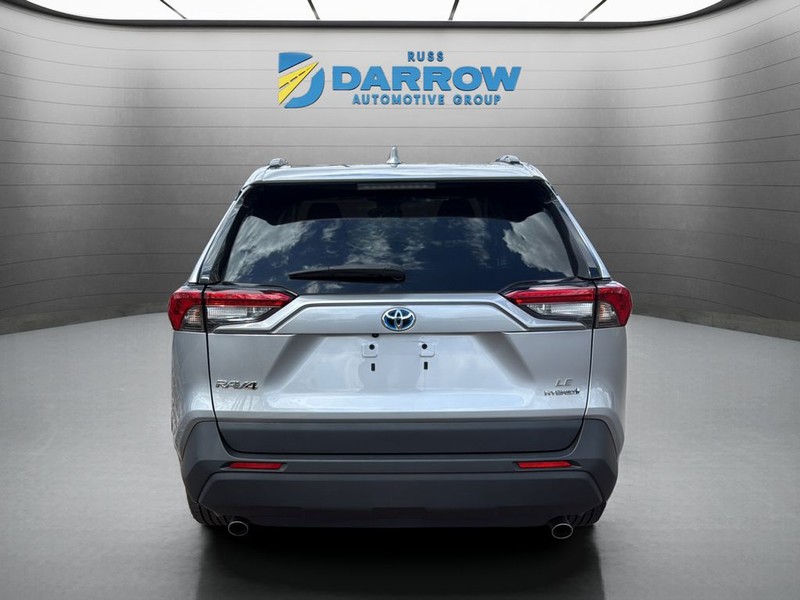 Toyota RAV4 Vehicle Full-screen Gallery Image 4