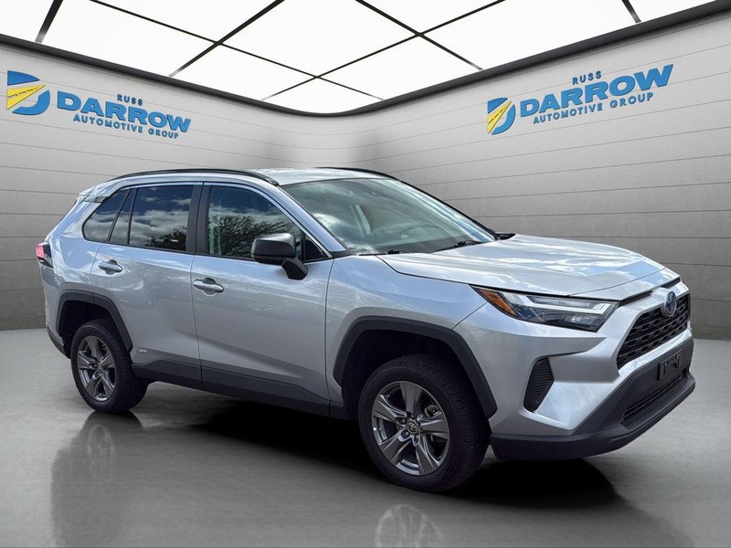 Toyota RAV4 Vehicle Full-screen Gallery Image 7