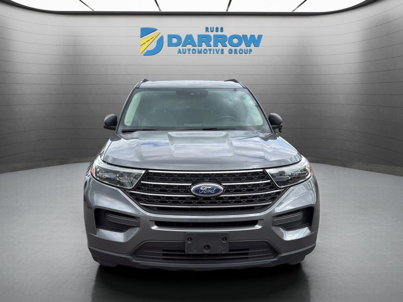 Ford Explorer Vehicle Full-screen Gallery Image 8