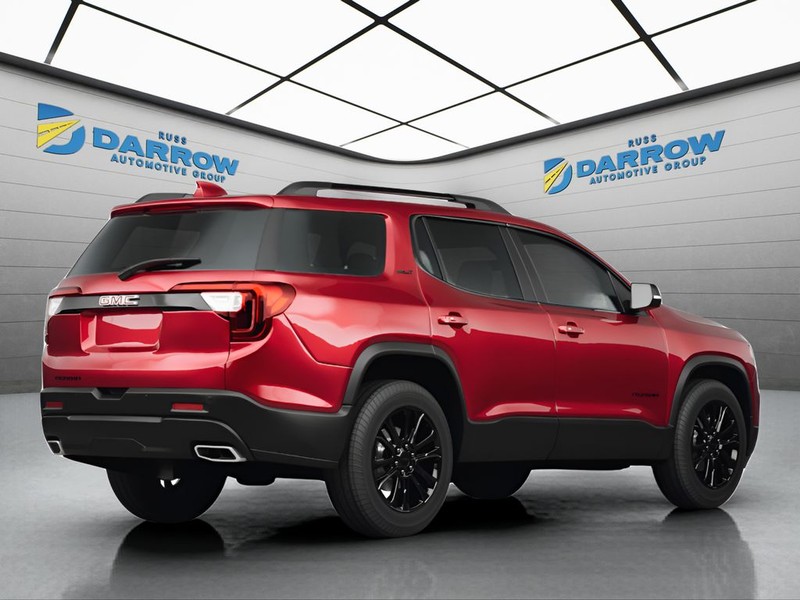 GMC Acadia Vehicle Full-screen Gallery Image 3