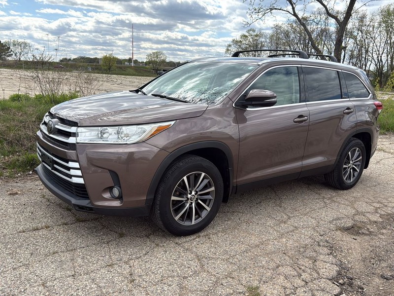 2019 Toyota Highlander XLE 4x4 V6's photo