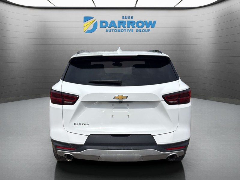 Chevrolet Blazer Vehicle Full-screen Gallery Image 4