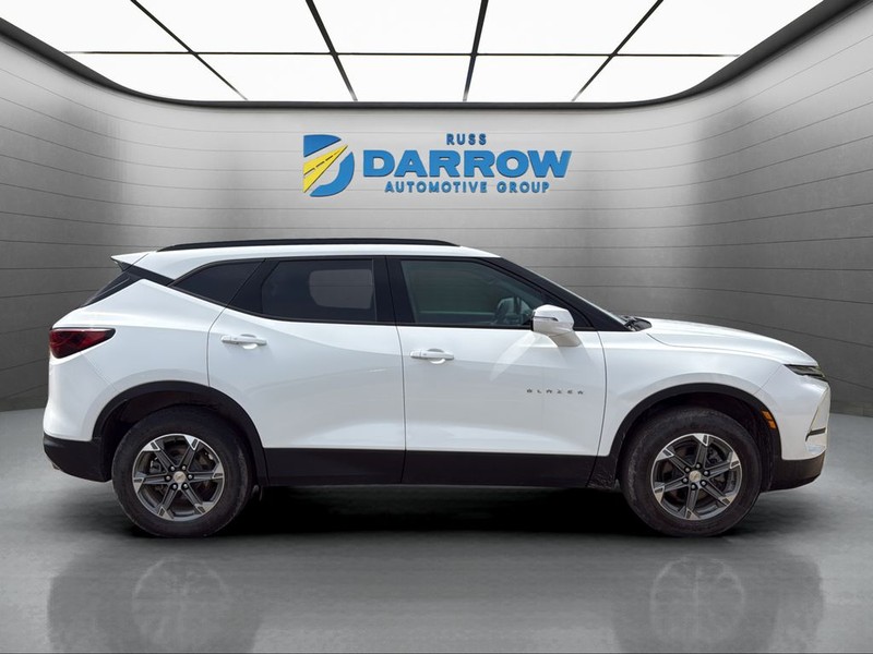 Chevrolet Blazer Vehicle Full-screen Gallery Image 6