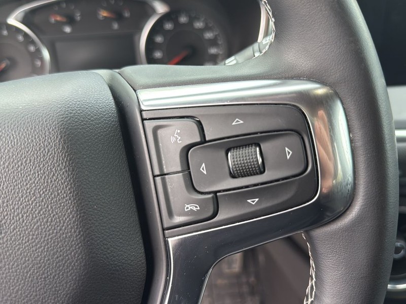 Chevrolet Blazer Vehicle Full-screen Gallery Image 10