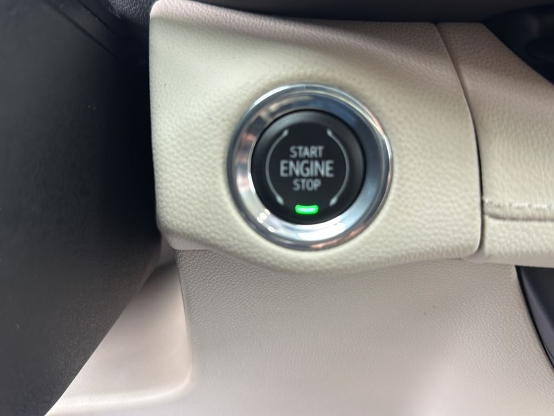 Buick Envision Vehicle Full-screen Gallery Image 20