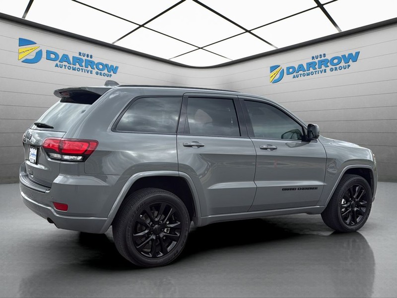 Jeep Grand Cherokee Vehicle Full-screen Gallery Image 5