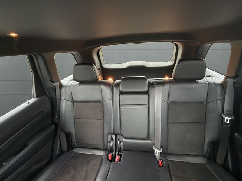 Jeep Grand Cherokee Vehicle Full-screen Gallery Image 28
