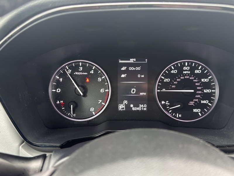 Subaru Outback Vehicle Full-screen Gallery Image 13