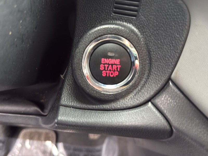 Subaru Outback Vehicle Full-screen Gallery Image 20