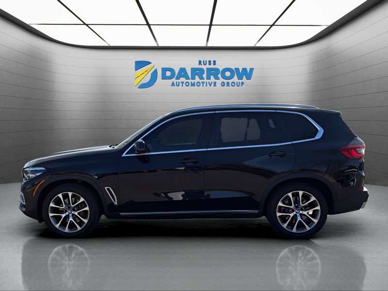 BMW X5 Vehicle Full-screen Gallery Image 2