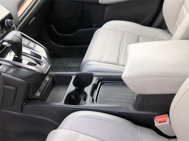 Honda CR-V Vehicle Full-screen Gallery Image 19