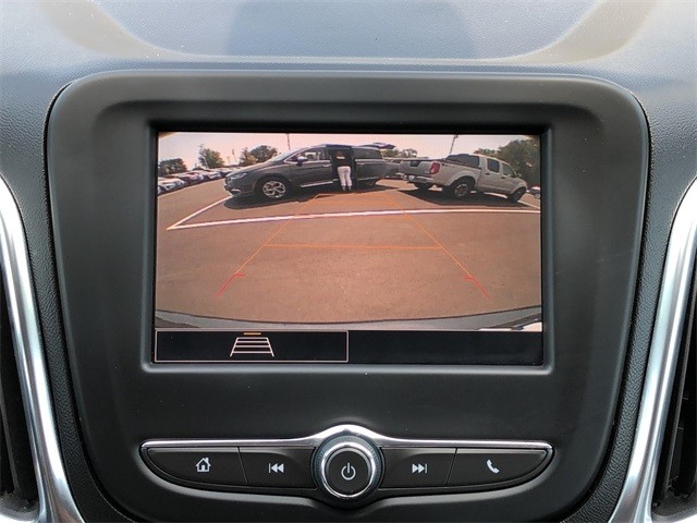 Chevrolet Equinox Vehicle Full-screen Gallery Image 15