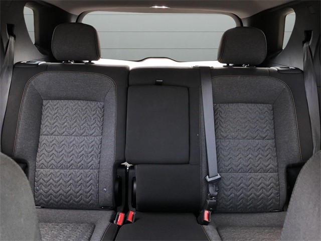 Chevrolet Equinox Vehicle Full-screen Gallery Image 20