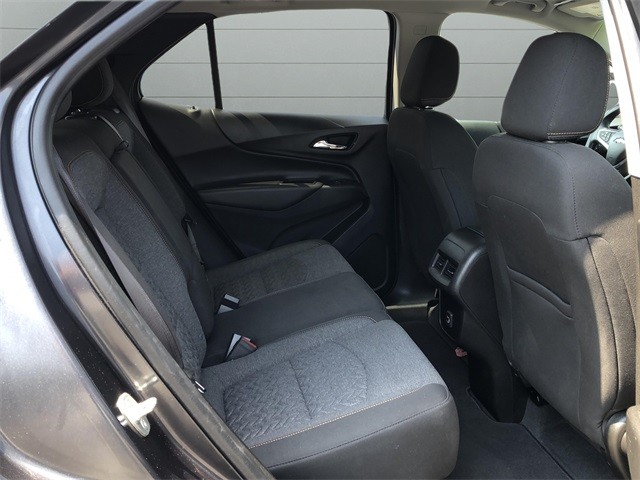 Chevrolet Equinox Vehicle Full-screen Gallery Image 27