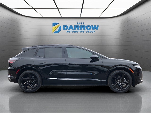 Chevrolet Equinox EV Vehicle Full-screen Gallery Image 06