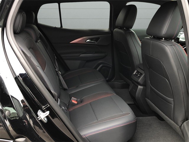 Chevrolet Equinox EV Vehicle Full-screen Gallery Image 14