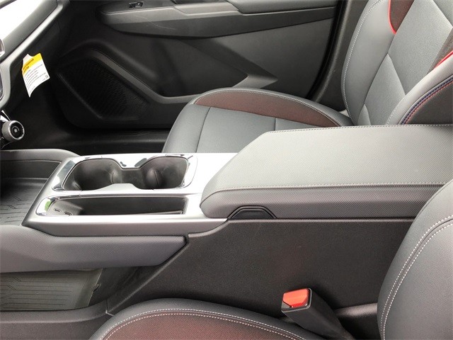 Chevrolet Equinox EV Vehicle Full-screen Gallery Image 19