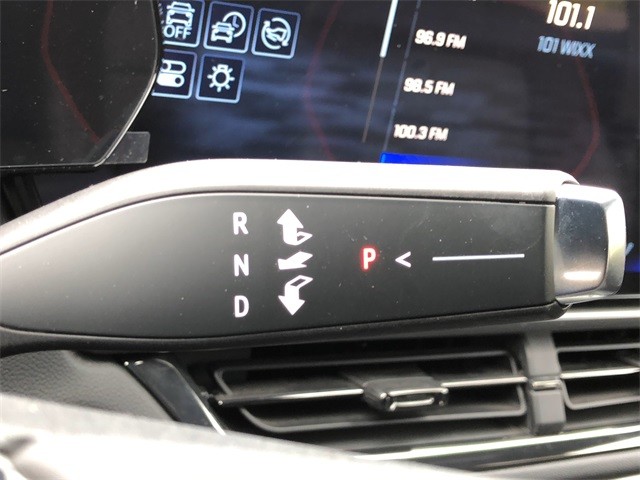 Chevrolet Equinox EV Vehicle Full-screen Gallery Image 23