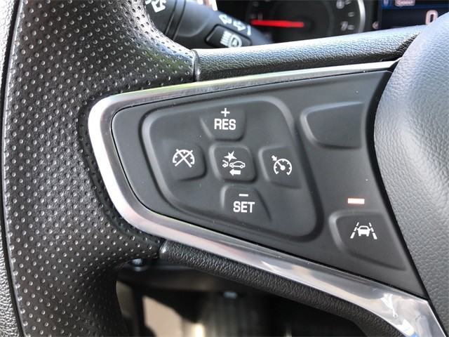 Chevrolet Equinox Vehicle Full-screen Gallery Image 09