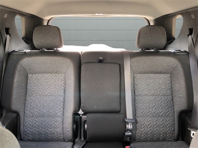 Chevrolet Equinox Vehicle Full-screen Gallery Image 29