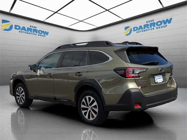 Subaru Outback Vehicle Full-screen Gallery Image 3