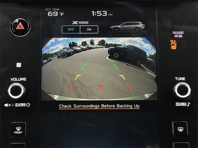 Subaru Outback Vehicle Full-screen Gallery Image 23