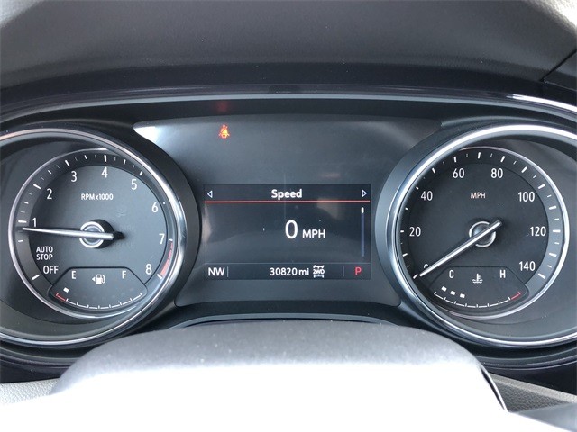 Buick Encore GX Vehicle Full-screen Gallery Image 13