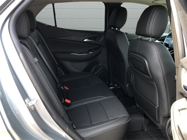 Buick Encore GX Vehicle Full-screen Gallery Image 14