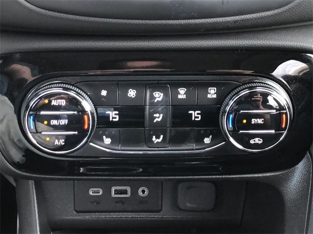 Buick Encore GX Vehicle Full-screen Gallery Image 26