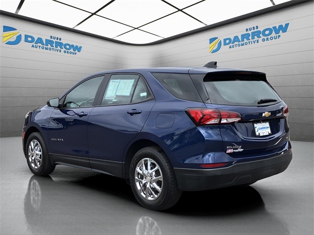 Chevrolet Equinox Vehicle Full-screen Gallery Image 03