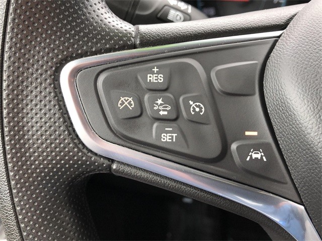 Chevrolet Equinox Vehicle Full-screen Gallery Image 09