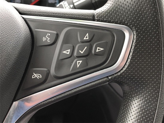 Chevrolet Equinox Vehicle Full-screen Gallery Image 18