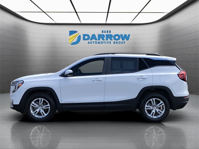 GMC Terrain Vehicle Full-screen Gallery Image 2