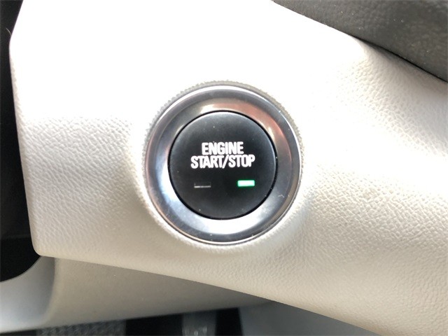 GMC Terrain Vehicle Full-screen Gallery Image 24