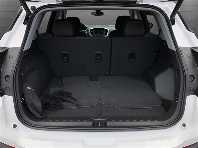 GMC Terrain Vehicle Full-screen Gallery Image 27