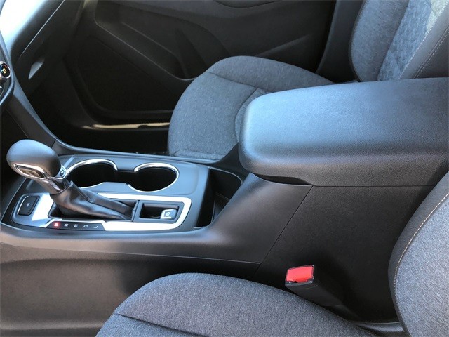 Chevrolet Equinox Vehicle Full-screen Gallery Image 21